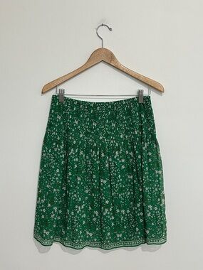 MAX STUDIO FLORAL GREEN SKIRT Size Medium EUC